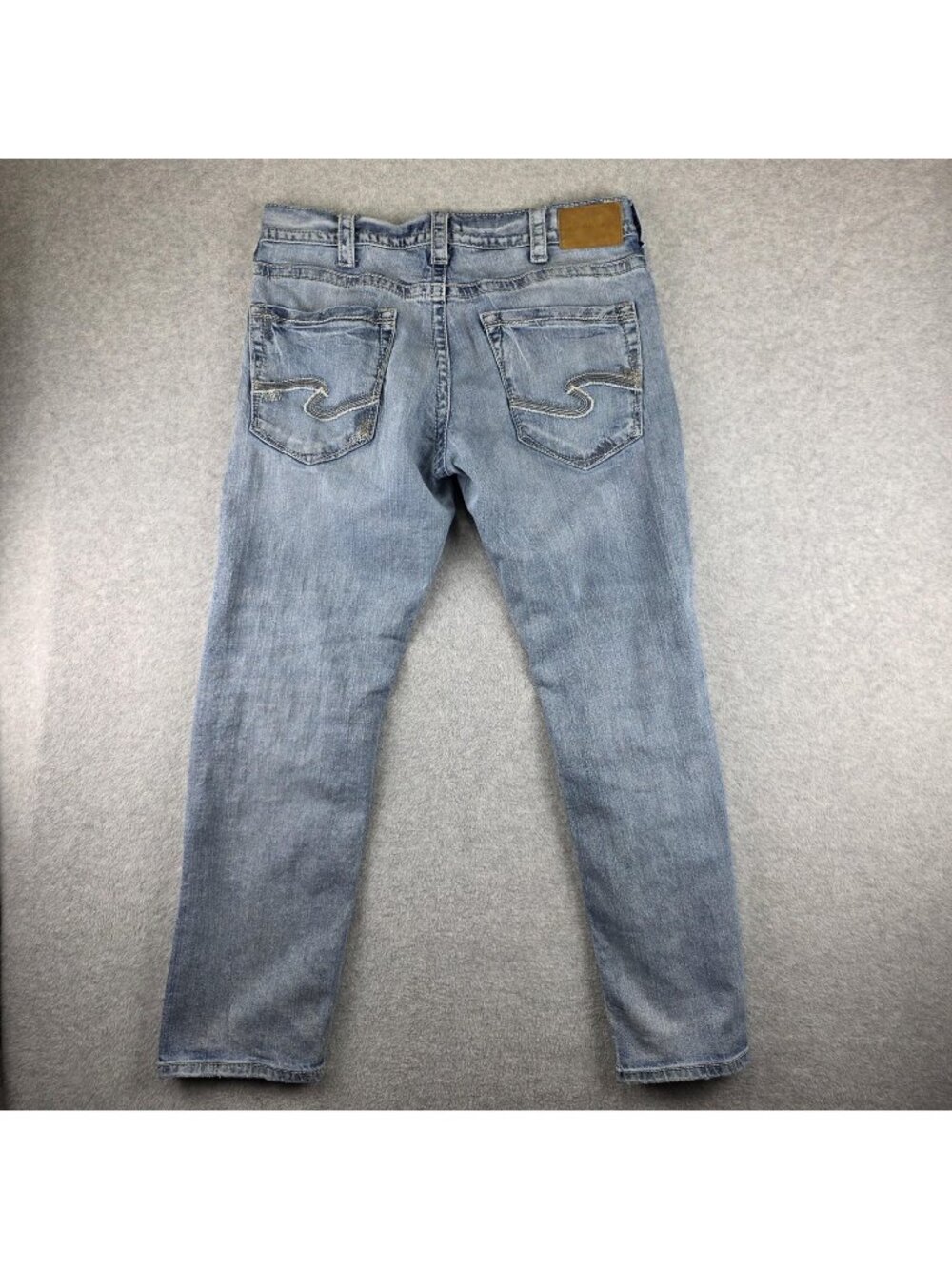 Silver Jeans Co Eddie Jeans Mens 34x32 Blue Slim Tapered Denim Distressed